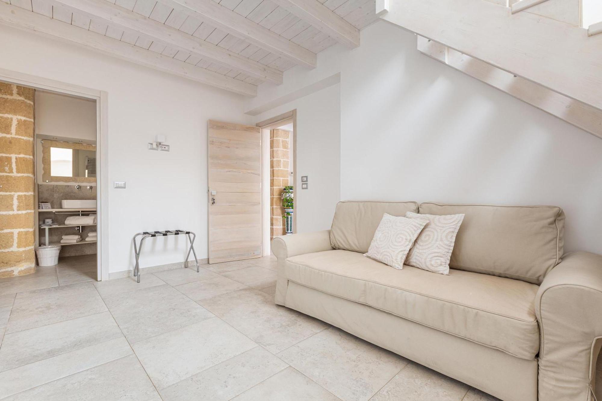 Clara Domus 3*