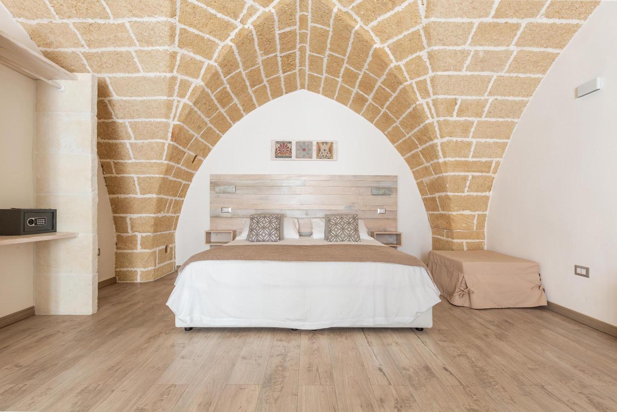 Clara Domus Bed & Breakfast 3*
