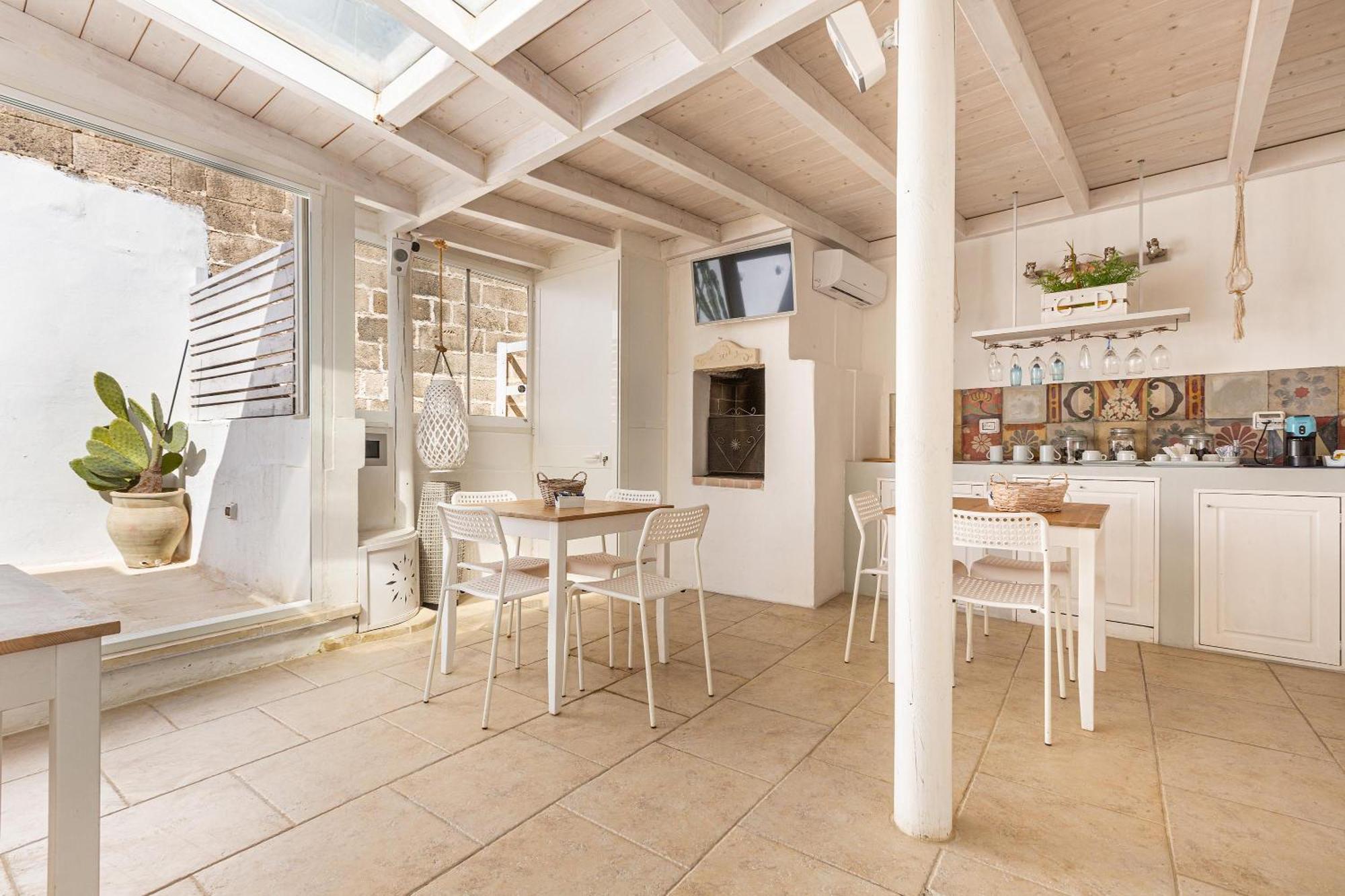 Clara Domus Bed & Breakfast 3*
